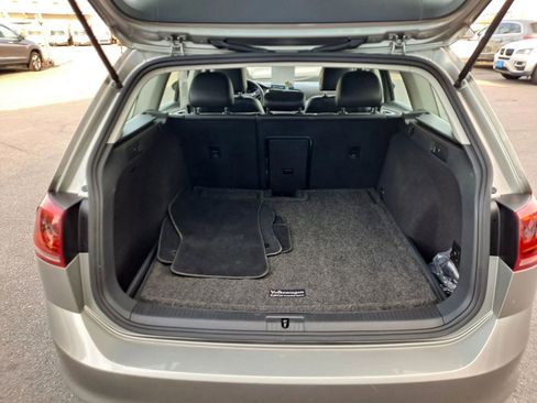 Used 2015 Volkswagen Golf TDI SE image 11