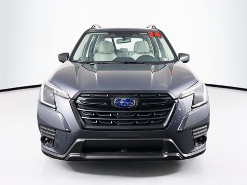 Used 2024 Subaru Forester AWD/4WD image 6