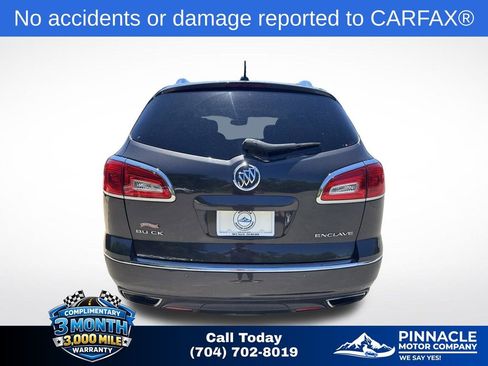 Used 2017 Buick Enclave Leather FWD image 4