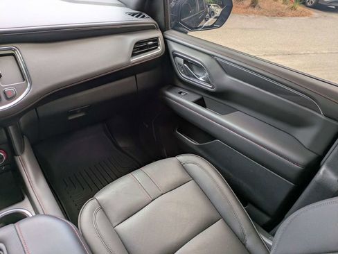 Used 2024 Chevrolet Tahoe RST w/ Luxury Package RWD image 18