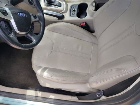 Used 2012 Ford Focus SEL FWD image 12