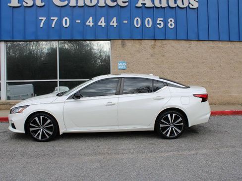 Used 2020 Nissan Altima 2.5 SR w/ Premium Package AWD/4WD image 8
