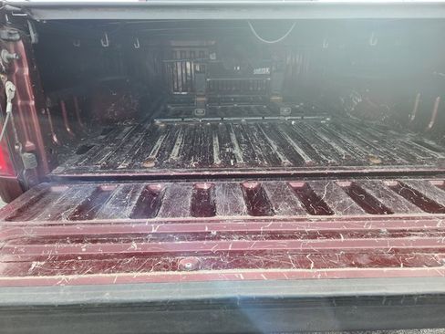 Used 2011 Ford F250 XLT w/ XLT Premium Pkg image 6