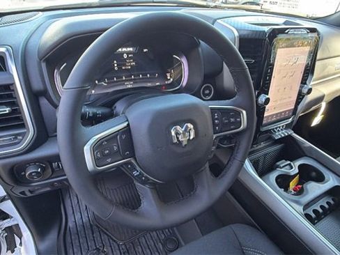 New 2026 RAM 1500 4x4 Crew Cab image 33