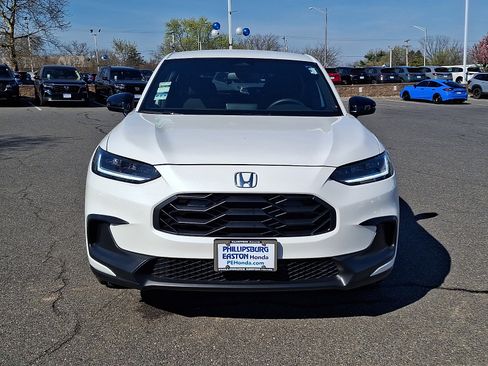 Used 2024 Honda HR-V Sport image 2