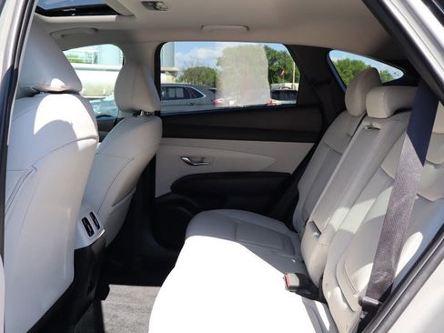 Used 2025 Hyundai Tucson SEL AWD/4WD image 6
