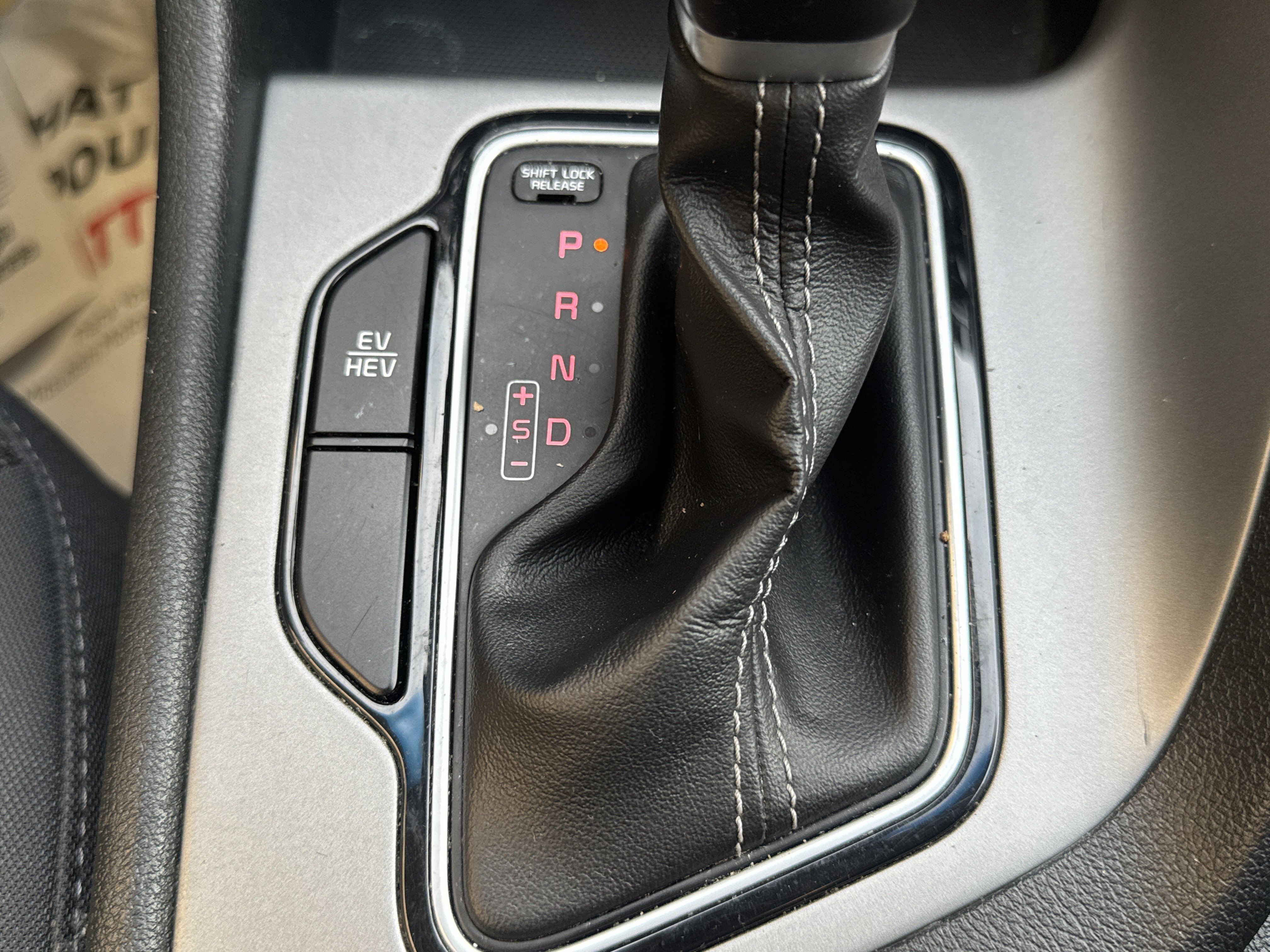 Used 2019 Kia Niro LX FWD image 18