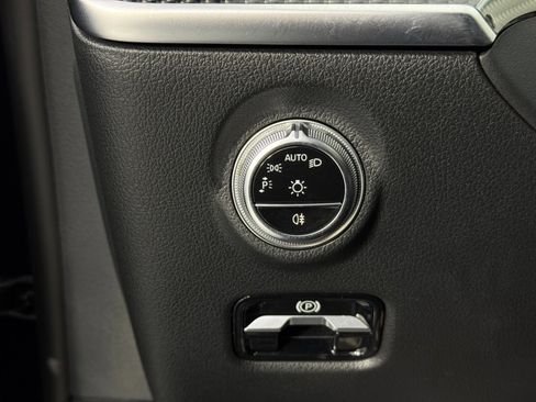 Used 2023 Mercedes-Benz C 43 AMG 4MATIC Sedan image 20