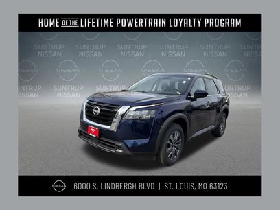 Used 2023 Nissan Pathfinder SV