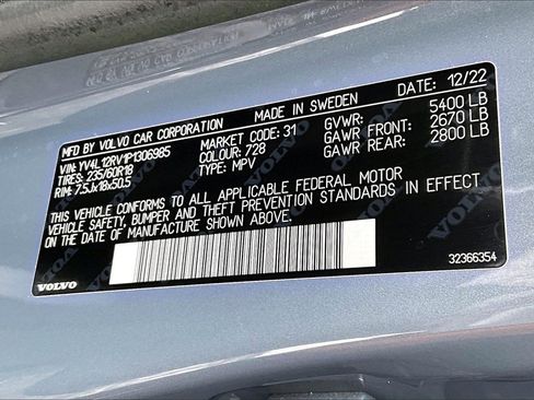 Certified 2023 Volvo XC60 B5 Core w/ Climate Package image 19