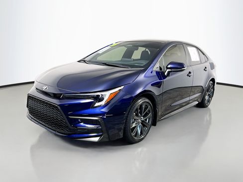 Used 2025 Toyota Corolla SE FWD image 10