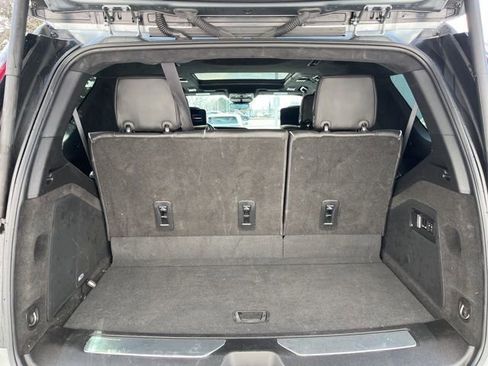 Used 2024 Cadillac Escalade Sport Platinum w/ LPO, ONYX Package image 7