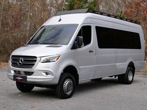 Used 2023 Mercedes-Benz Sprinter 3500 w/ Parking Package image 6