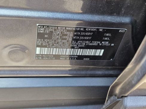 Used 2022 Toyota RAV4 LE AWD/4WD image 22
