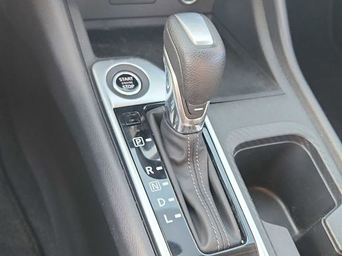 Used 2023 Nissan Sentra SV FWD image 14