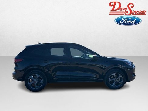 Used 2023 Ford Escape ST-Line w/ Tech Pack #1 image 5