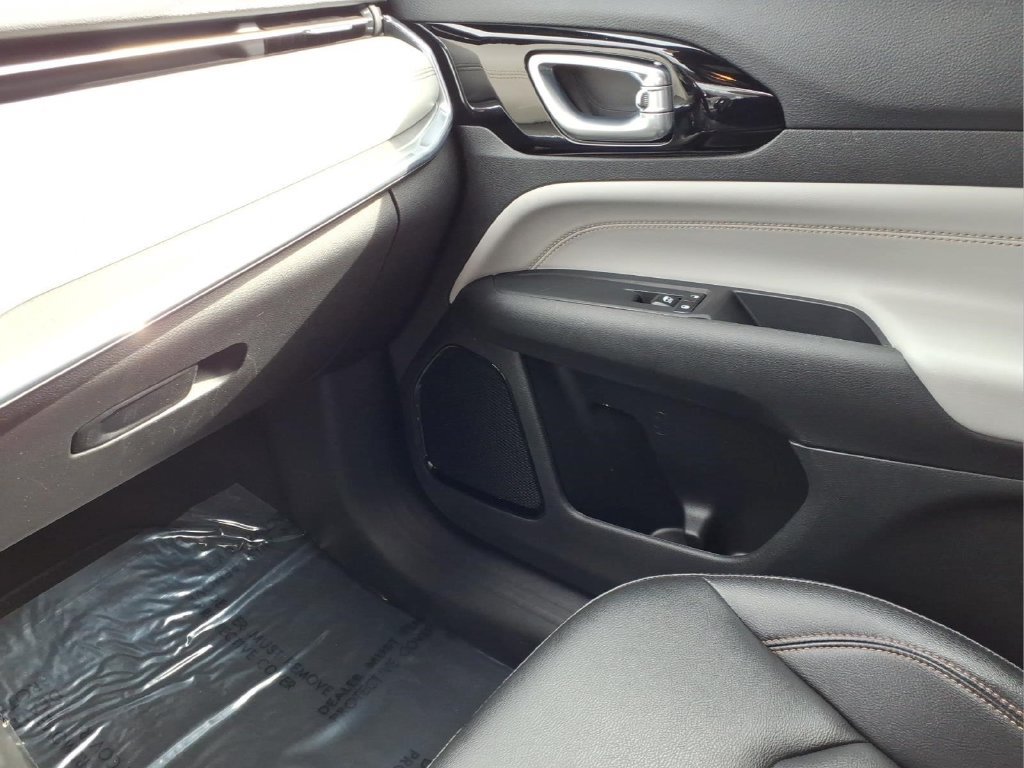 Used 2024 Jeep Compass Limited AWD/4WD image 23