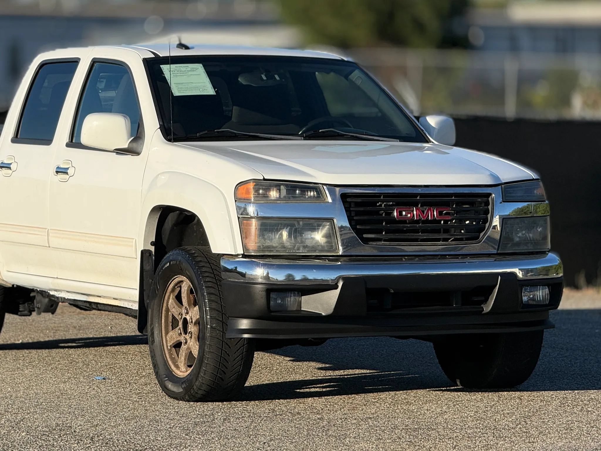 Used 2011 GMC Canyon SLE AWD/4WD image 15