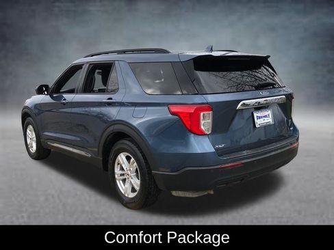 Used 2020 Ford Explorer XLT w/ Comfort Package AWD/4WD image 6