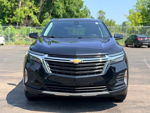 Used 2022 Chevrolet Equinox LT AWD/4WD image 3