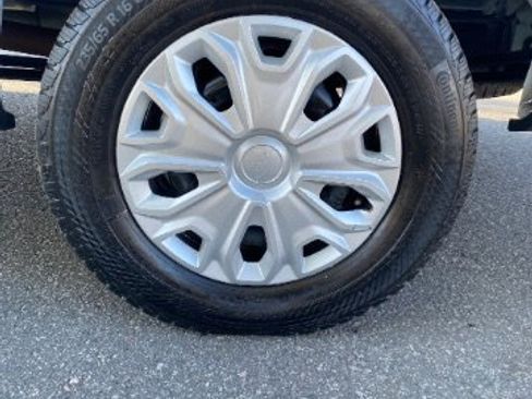 Used 2023 Ford Transit 350 XLT image 32