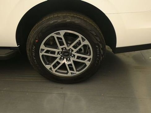 New 2026 Ford Expedition Active AWD/4WD image 9