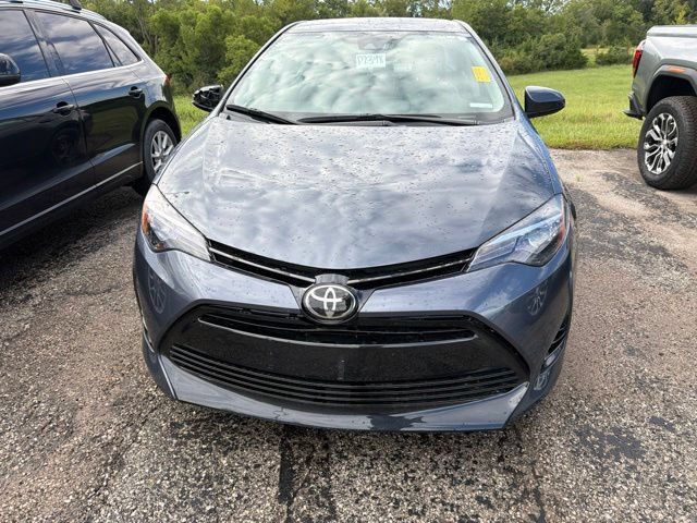 Used 2017 Toyota Corolla LE w/ Carpet Mat Package (TMS) FWD image 5