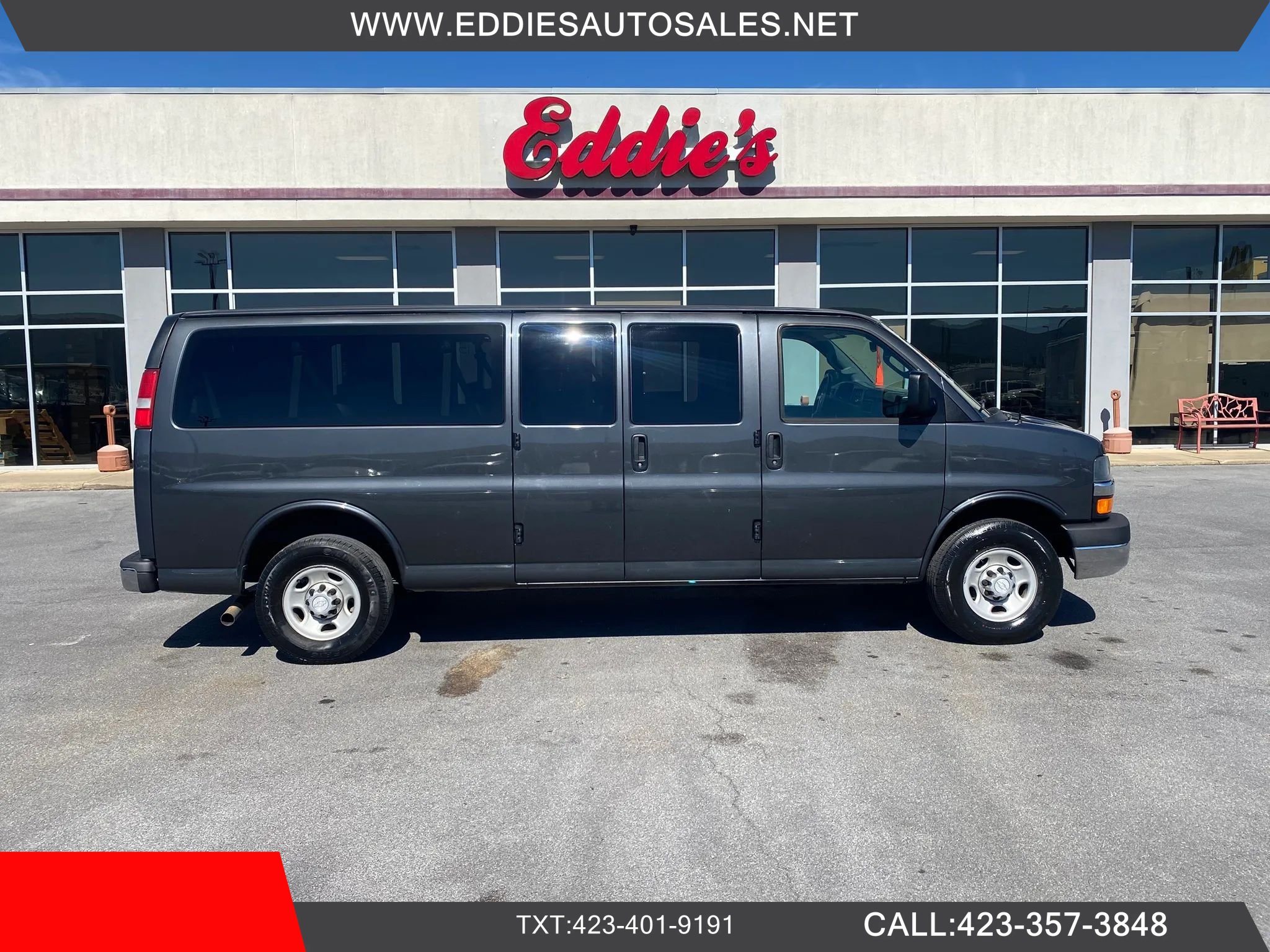 Used 2016 Chevrolet Express 3500 LS w/ Chrome Appearance Package RWD image 1