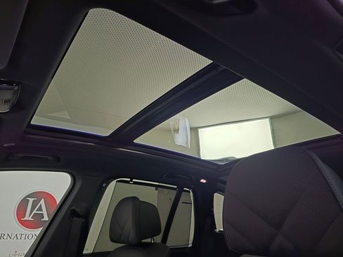 Certified 2025 BMW X5 xDrive40i w/ Executive Package image 20