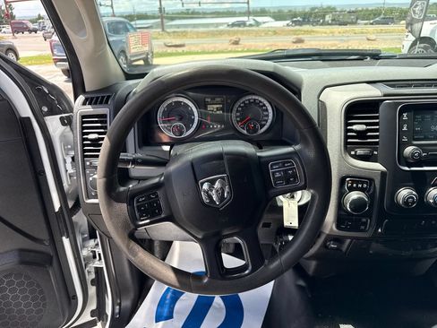 Used 2019 RAM 1500 Tradesman w/ Chrome Appearance Group AWD/4WD image 15