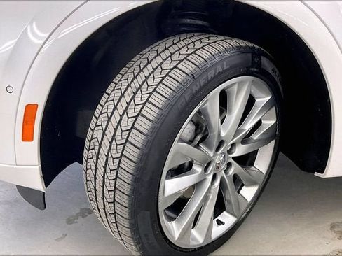 Certified 2023 Buick Envision Avenir AWD/4WD image 34
