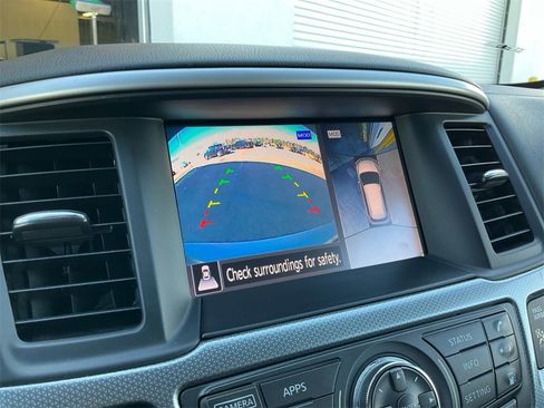 Used 2018 Nissan Pathfinder SL image 22