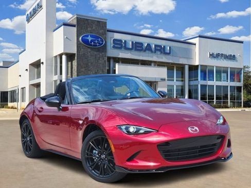 Used 2025 MAZDA MX-5 Miata Club RWD image 1