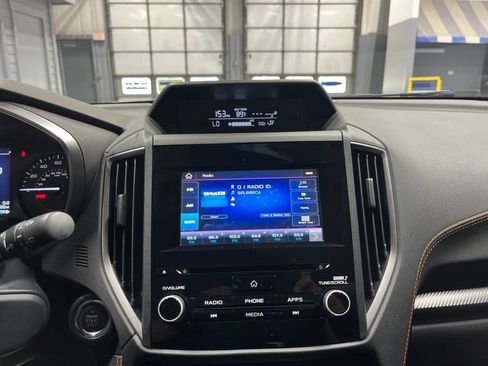 Used 2023 Subaru Crosstrek 2.0i Premium AWD/4WD image 22
