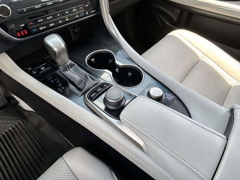 Used 2019 Lexus RX 350 FWD image 18