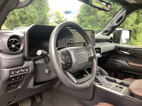 Used 2025 Toyota Land Cruiser w/ Premium Package AWD/4WD image 13