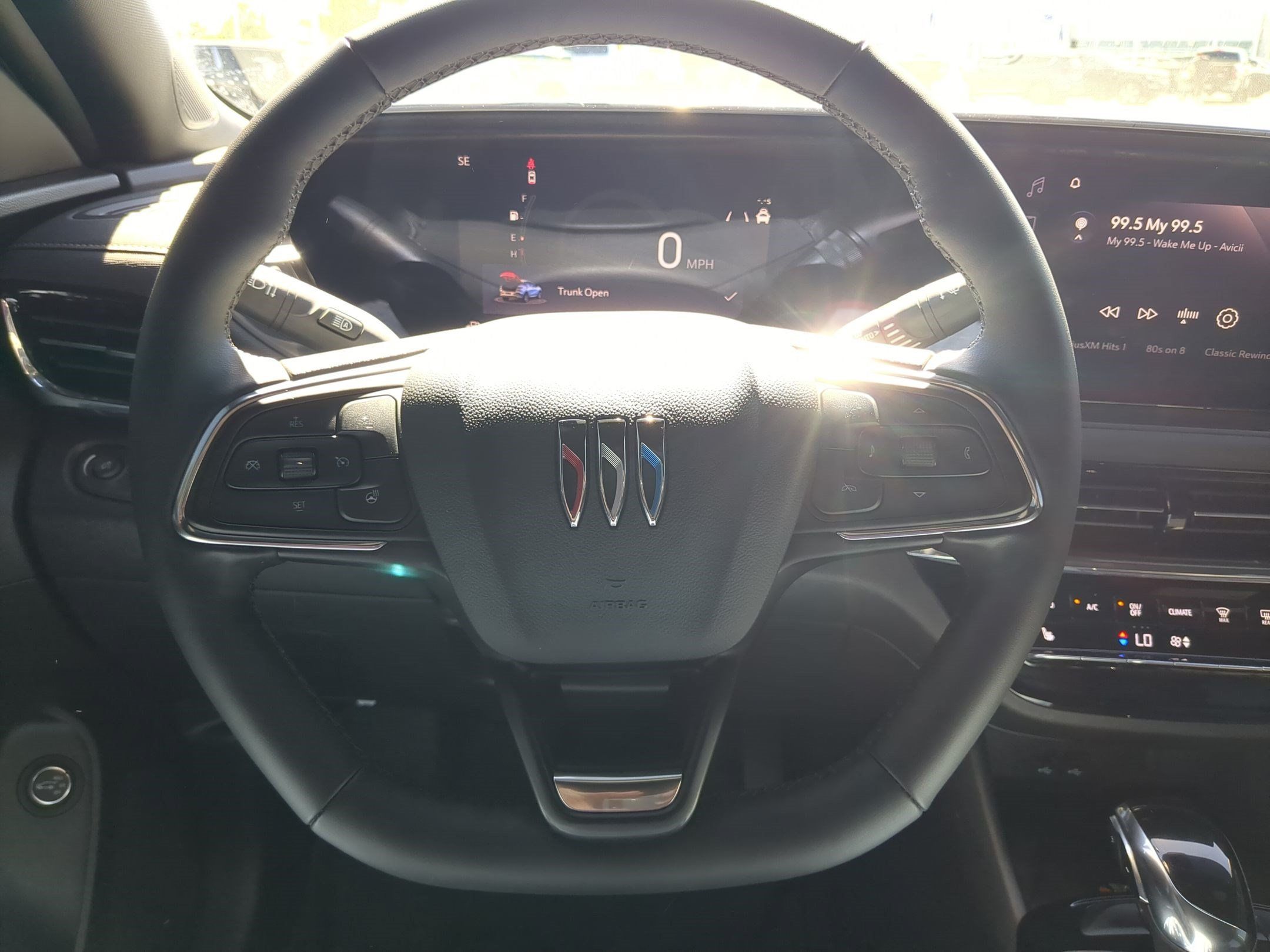 Used 2025 Buick Envista Avenir FWD image 18