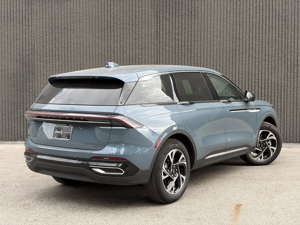 New 2026 Lincoln Nautilus Premier w/ Equipment Group 102A AWD/4WD image 7