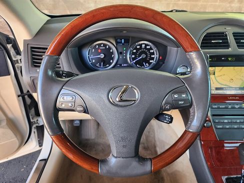 Used 2011 Lexus ES 350 FWD image 29