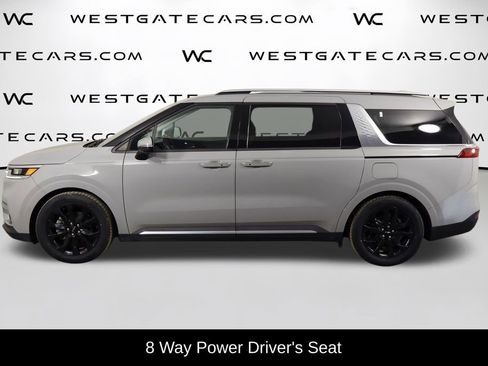 Used 2022 Kia Carnival SX Prestige image 5