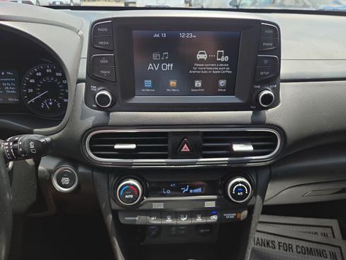 Used 2019 Hyundai Kona Limited FWD image 14