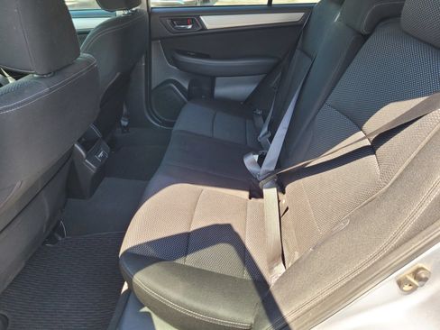 Used 2018 Subaru Outback 2.5i Premium AWD/4WD image 11