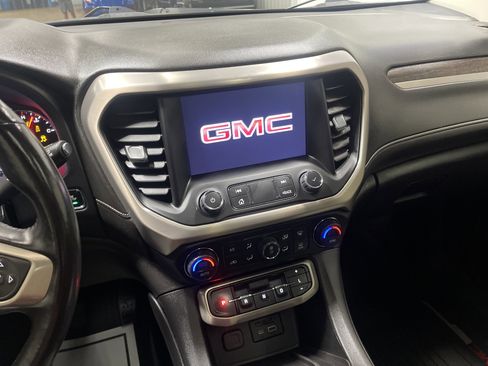 Used 2022 GMC Acadia Denali w/ Denali Ultimate Package image 30