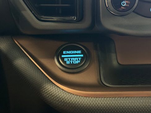Used 2023 Ford Bronco Sport Outer Banks w/ Tech Package AWD/4WD image 25