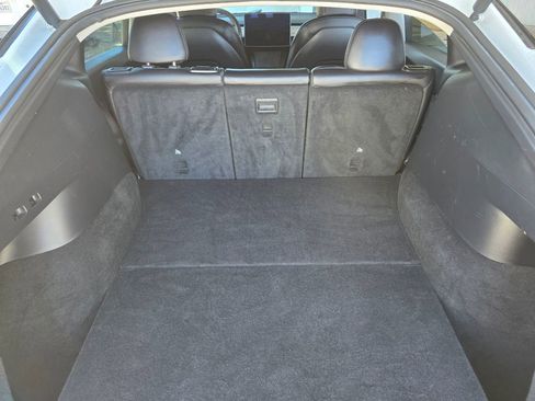 Used 2021 Tesla Model Y Performance image 36