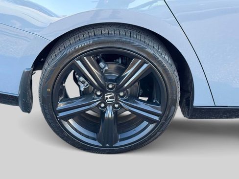 Used 2024 Honda Accord Sport image 9