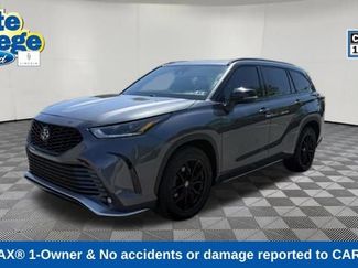 Used 2021 Toyota Highlander XSE AWD/4WD 360° Tour