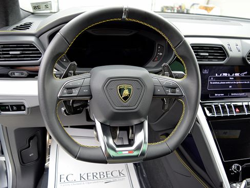 Used 2023 Lamborghini Urus S AWD/4WD image 23