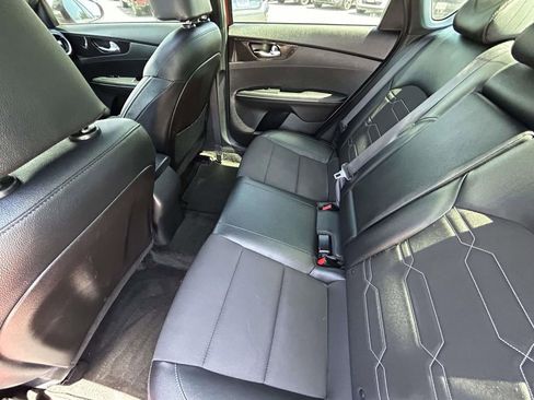 Used 2021 Kia Forte GT-Line w/ GT-Line Premium Package FWD image 12