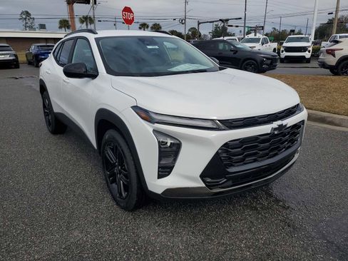 New 2026 Chevrolet Trax ACTIV w/ Driver Confidence Package FWD image 8